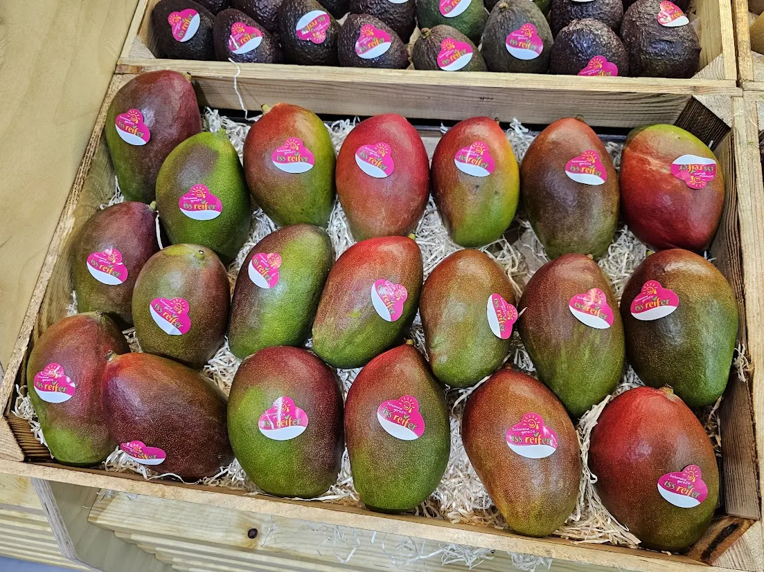 Apple mangoes displayed for sale